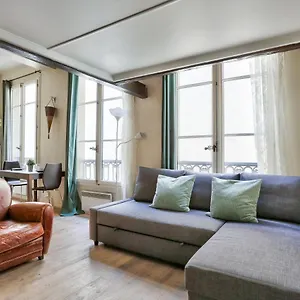 Mezzanine Quartier Luxembourg Apartment